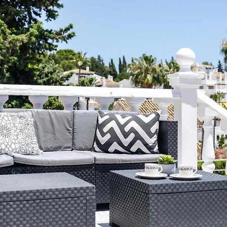 Apartment Huge Private Pool Villa, Garden, Bbq Puerto Banus *