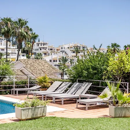 Apartment Huge Private Pool Villa, Garden, Bbq Puerto Banus Marbella