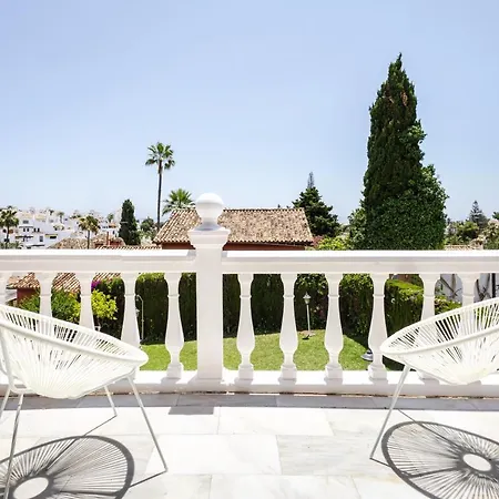 Apartment Huge Private Pool Villa, Garden, Bbq Puerto Banus